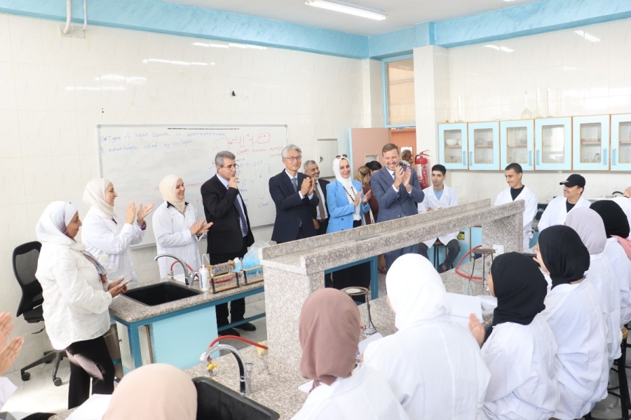 كوريا والأونروا تطلقان مشروعا لتطوير التدريب المهني للاجئين في الأردن