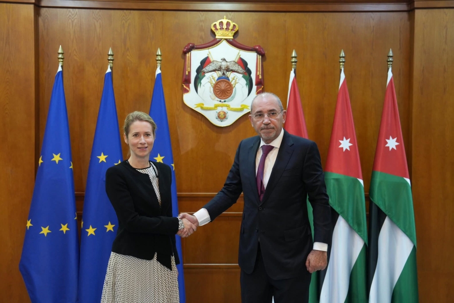 الصفدي يستقبل كالاس