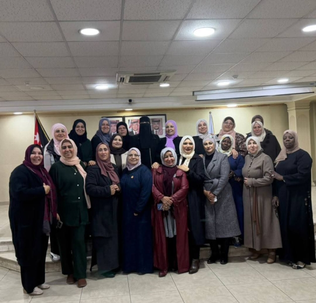 جلسة حوارية في الزرقاء