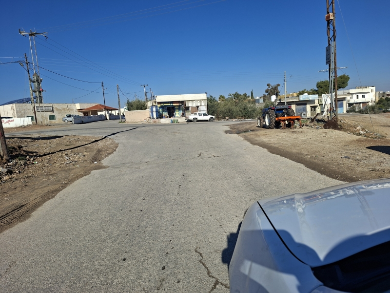 مطالبات بتوسعة شارع حيوي ضمن اختصاص بلدية قصبة مادبا