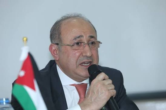 المالية والاقتصاد .. إدارة المال (هندسة الفلوس) تختلف عن صناعة المال