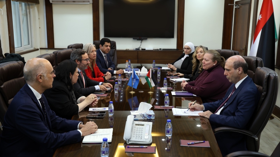 الوزيرة طوقان تلتقي وكيل الأمين العام للأمم المتحدة والمدير التنفيذي لمكتب الأمم المتحدة لخدمات المشاريع