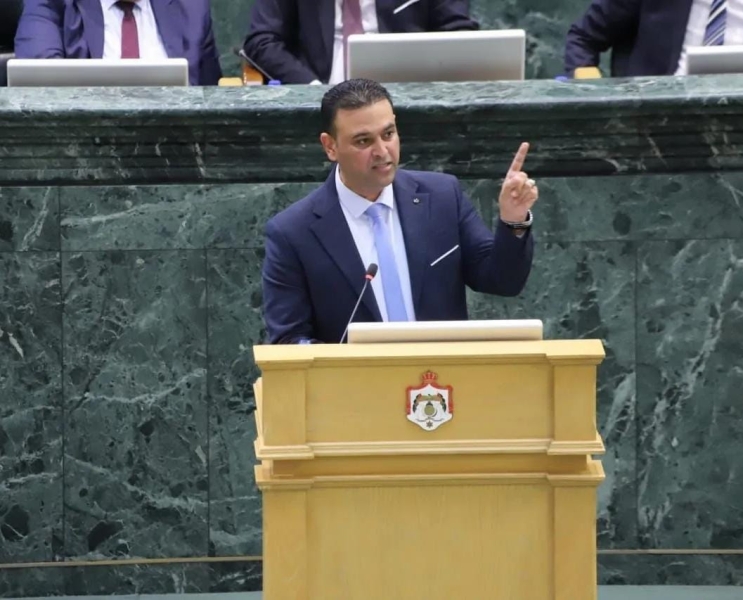 المصري: كتلة عزم النيابية باقية ومستمرة ولم تتأثر بانسحابات من الحزب  