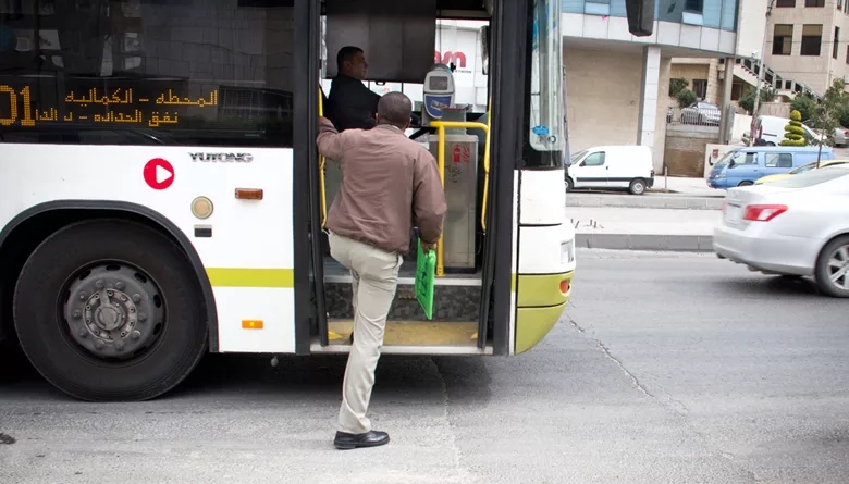 الحكومة تبدأ مشروع تطوير النقل العام المنتظم بين المحافظات و عمَّان