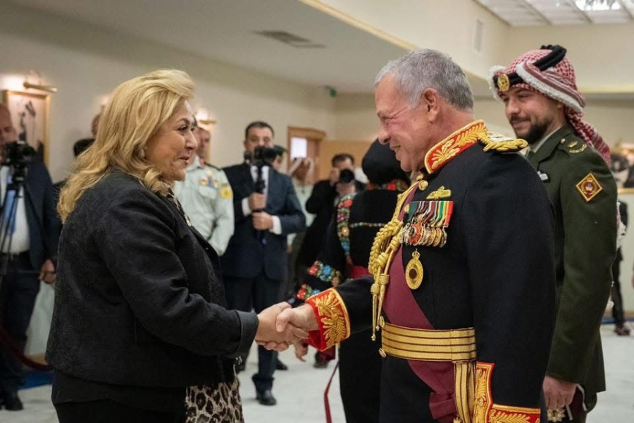 بين الوفاء والبيعة… وطنُ العهد ووعدُ المجد… يُبايَع بالمحبة، تُصانه الكرامة، وتبقى رايته لا تنحني   