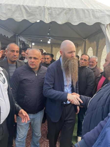 السفير الامريكي هولتسنايدر في الزرقاء