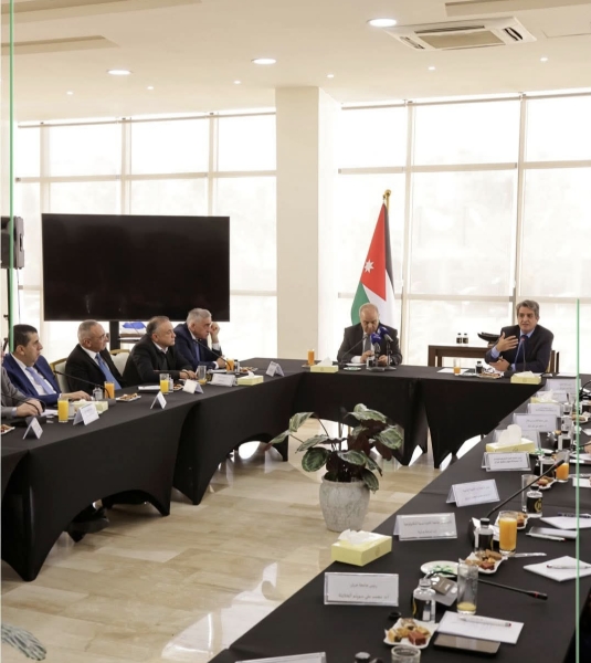 اجتماع حكومي هام في الجامعة الاردنية 