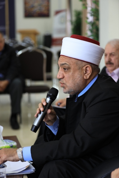 الوزير الخلايلة يحاضرا في خلدا (صور)