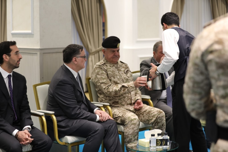 اخر ايام العزاء في دولة احمد عبيدات (صور)