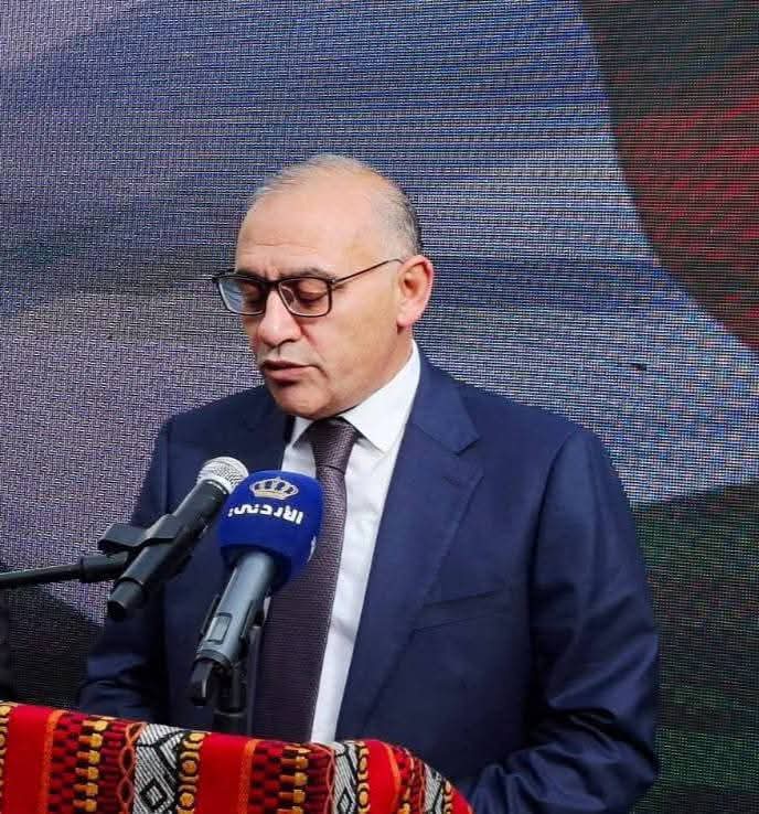 البواريد يرعى احتفالا في مطعم 