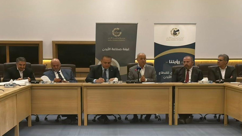 وزير البيئة يؤكد دور الصناعة في الحفاظ على النظافة