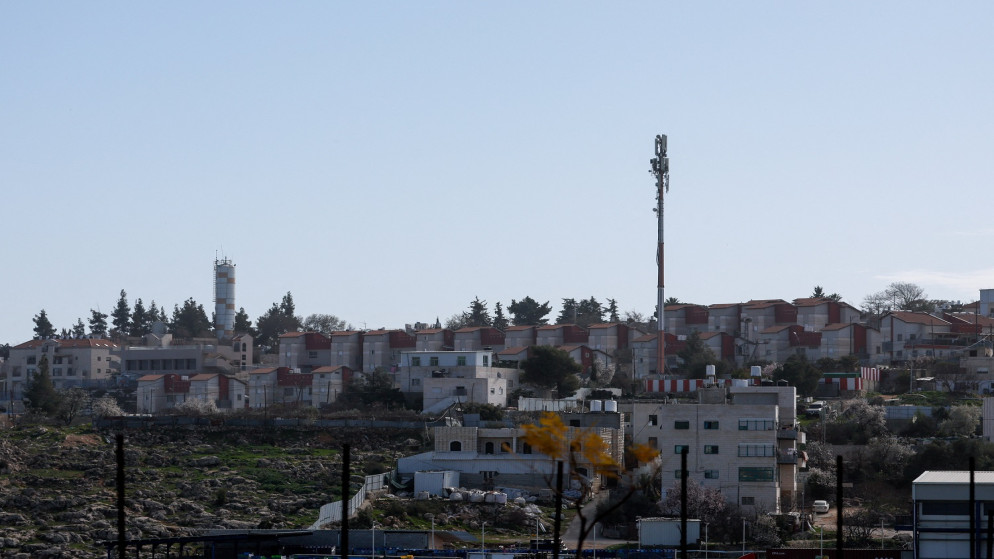 مستوطن اسرائيلي يقتل فلسطينيا اميركيا في الضفة الغربية