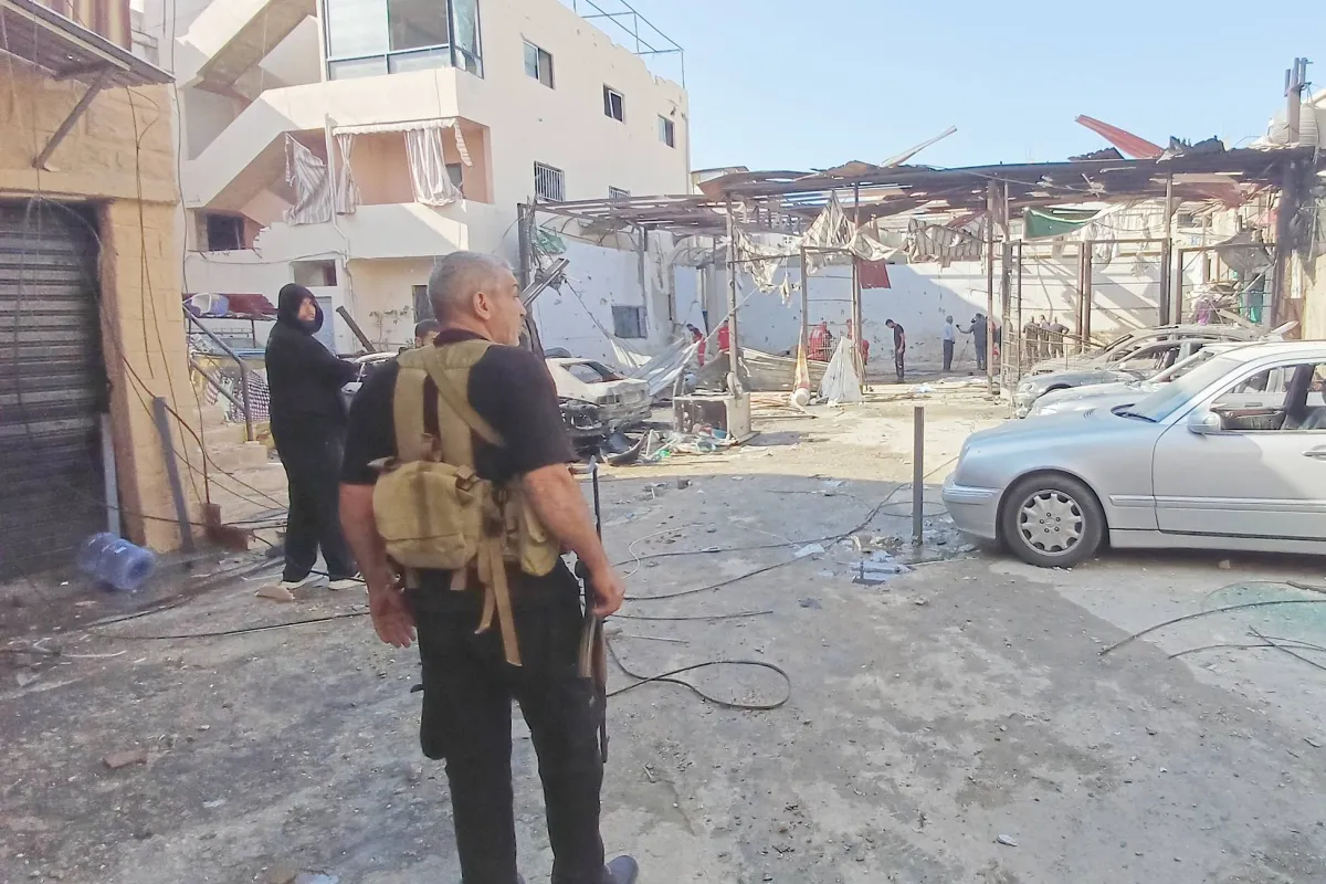 غارة اسرائيلية تستهدف مخيم عين الحلوة جنوب لبنان