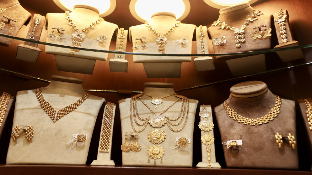 سعر الذهب عيار 21 يسجل 101.6 دينار في السوق الاردنية