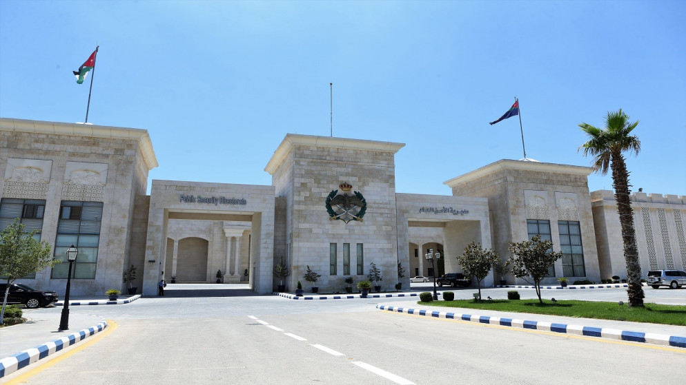 الامن يتعامل مع 73 بلاغا لسقوط شظايا واضرار مادية