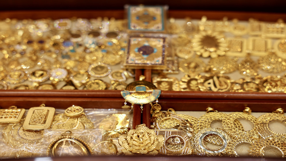 اسعار الذهب تستقر عند 104.80 دينار لعيار 21 محليا