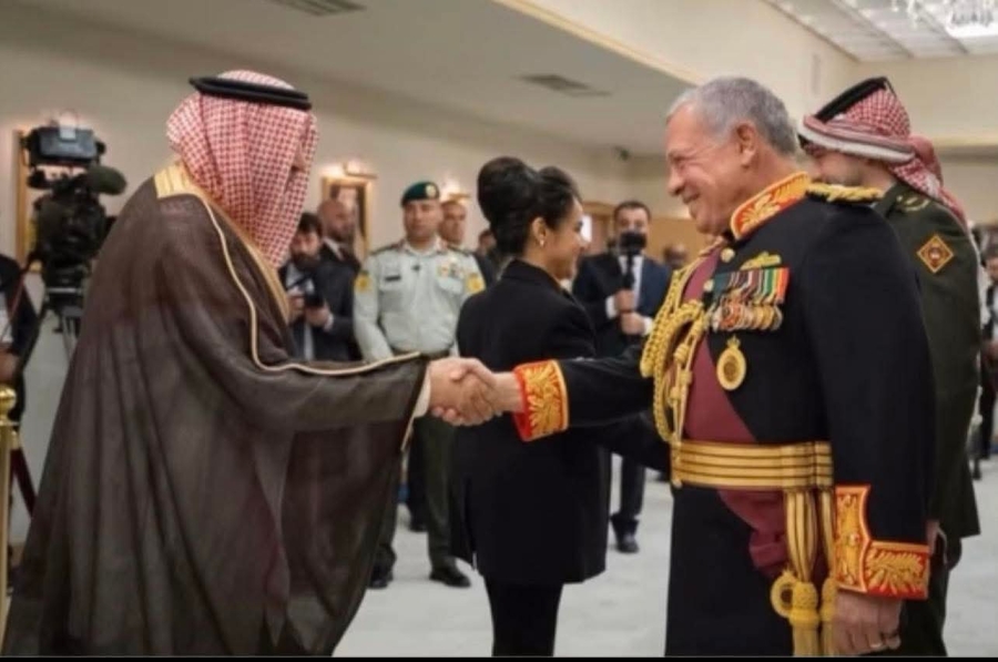 النائب ابو تاية يبرق لـ الملك 