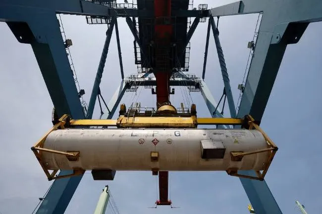 اندونيسيا تعزز واردات النفط الامريكي لتعويض نقص الشرق الاوسط