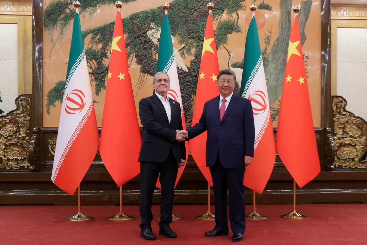 لماذا تتجنب الصين التدخل في ازمة ايران؟