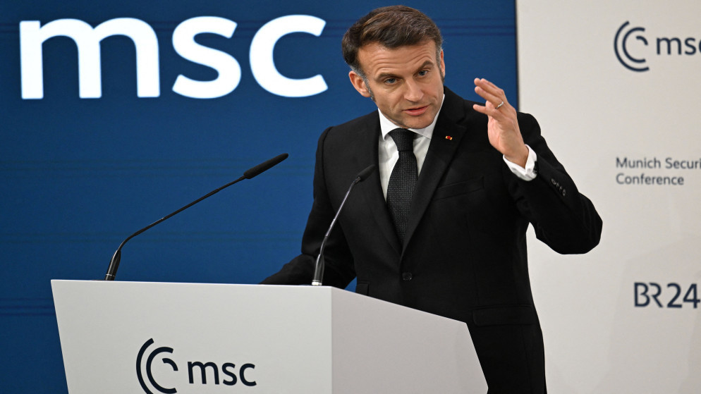 ماكرون يشدد على منع انزلاق لبنان الى الحرب مجددا