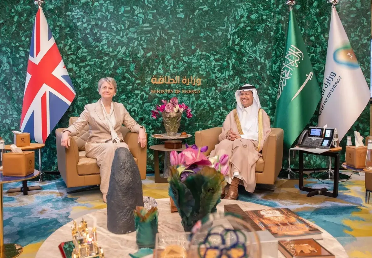 السعودية وبريطانيا تبحثان استمرار امدادات النفط