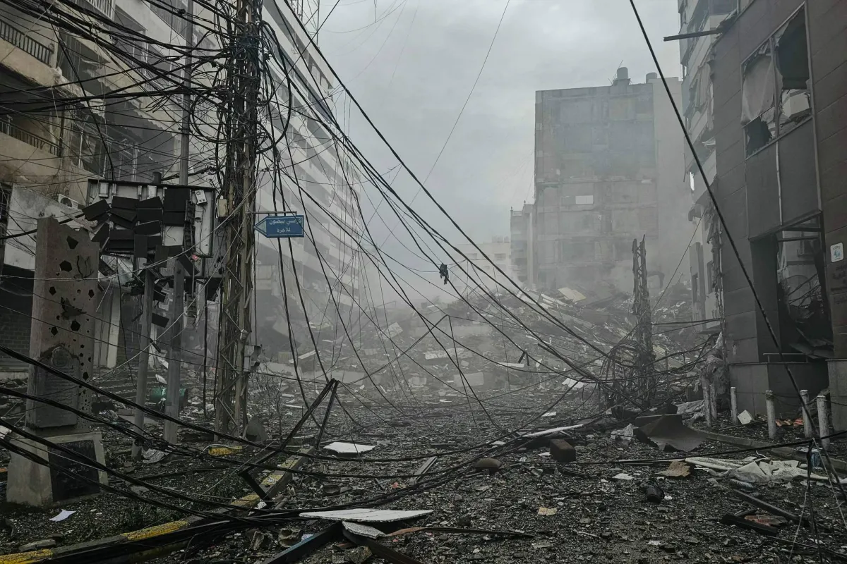 تصاعد التوتر مواجهات بحرية تشتد بالخليج