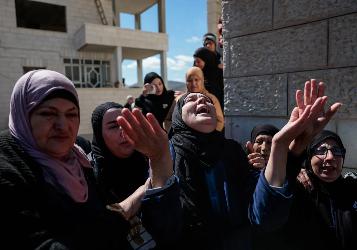 مقتل عائلة فلسطينية بنيران اسرائيلية في الضفة