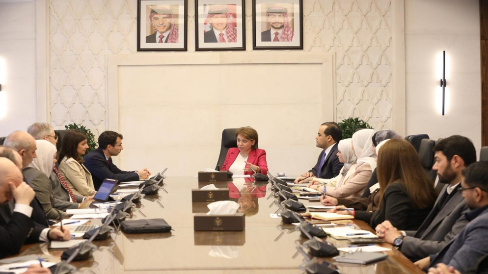 البلبيسي تطلق مشروعي تطوير الخدمات والسجل الوطني