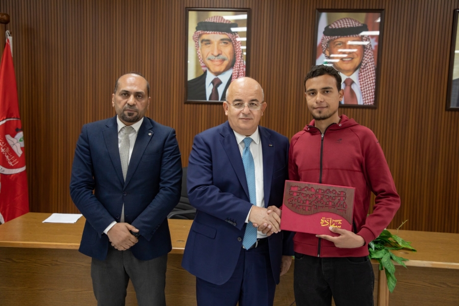 الجامعة الهاشمية تختتم فعالياتها الرمضانية بتكريم الفائزين 