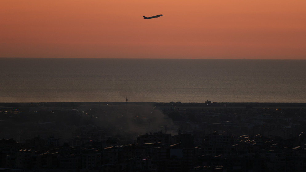 الجيش الاسرائيلي يشن غارات واسعة على طهران وبيروت