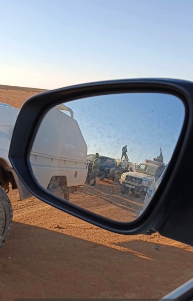 اسمع القصة الغريبة التي حدثت مع احد ابناء البادية الشمالية (صور)