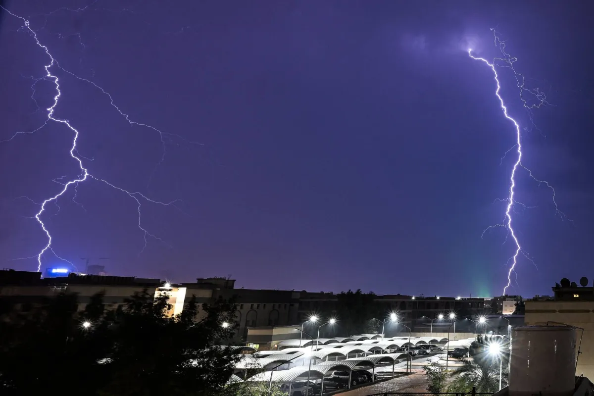 انسحاب ماكواري من صفقة انابيب النفط الكويتية وسط توترات اقليمية