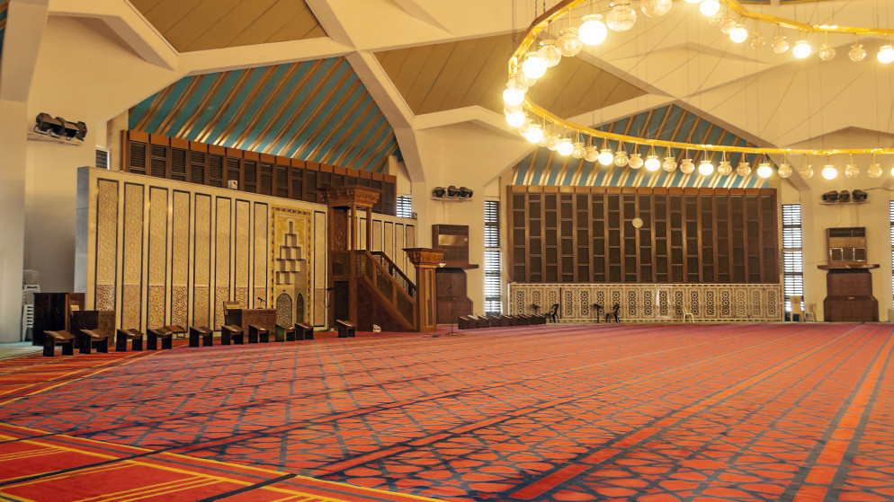 وزارة الاوقاف تلغي مصليات عيد الفطر وتقيمها بالمساجد