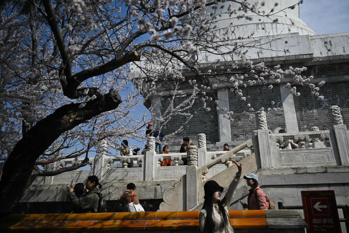 توقعات بتثبيت الفائدة في الصين وسط تأثيرات التوترات الجيوسياسية