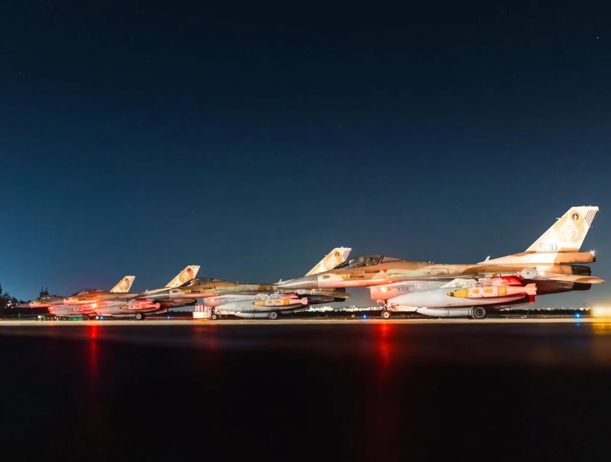 ترمب يقلص ارسال قوات للمنطقة والتصعيد يطال مصفاة حيفا