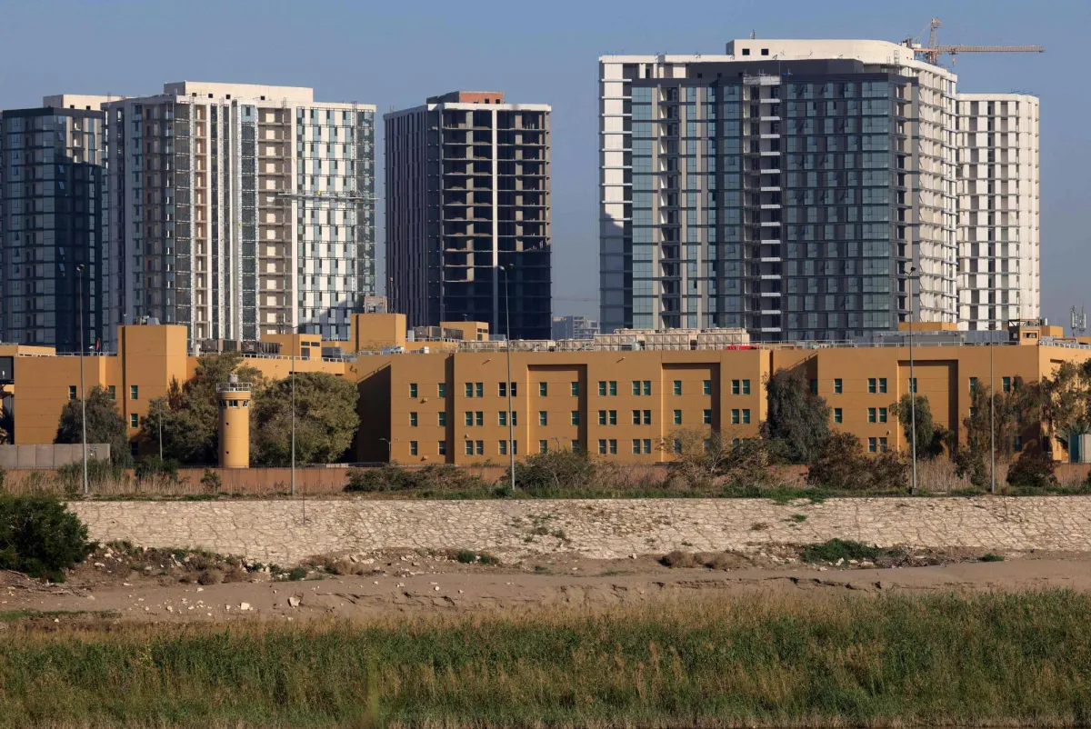 العراق يستدعي القائم بالاعمال الامريكي والسفير الايراني احتجاجا