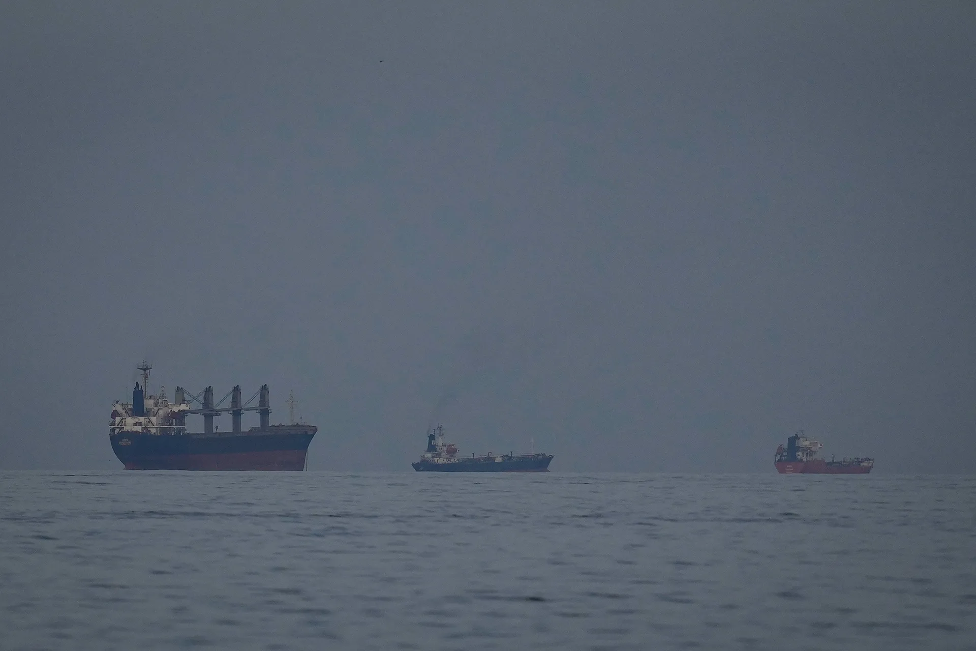 حرب ايران وصدمات النفط تغير النظام الاقتصادي العالمي