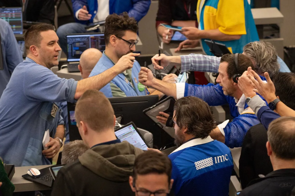 الاسواق العالمية تنتعش وسط تفاؤل بشأن هرمز وتصريحات ترمب