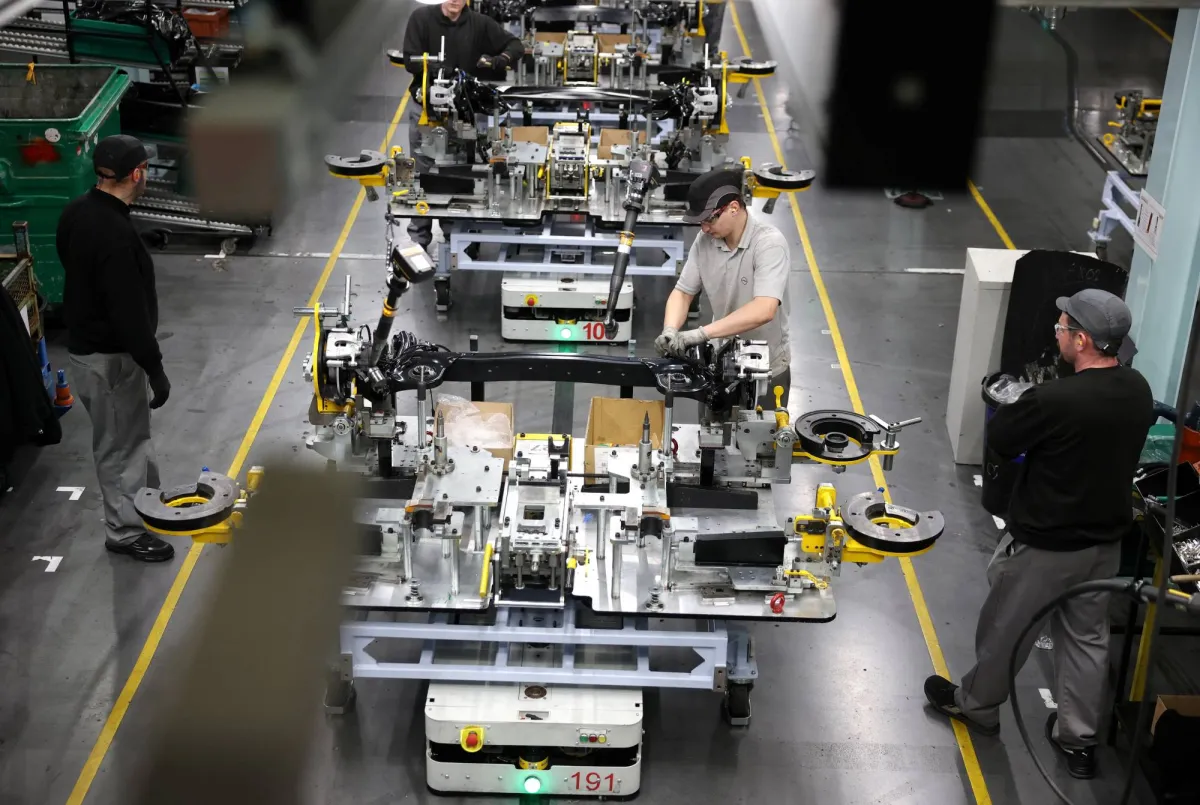 اضطرابات مضيق هرمز ترفع تكاليف المصانع البريطانية لمستويات قياسية