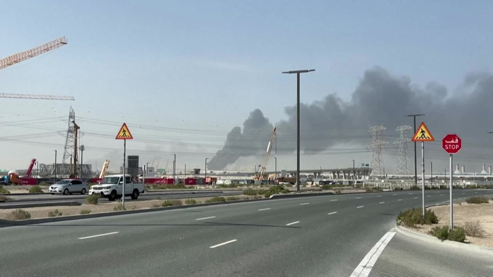 الامارات تتصدى لهجمات صاروخية ومسيرات قادمة من ايران