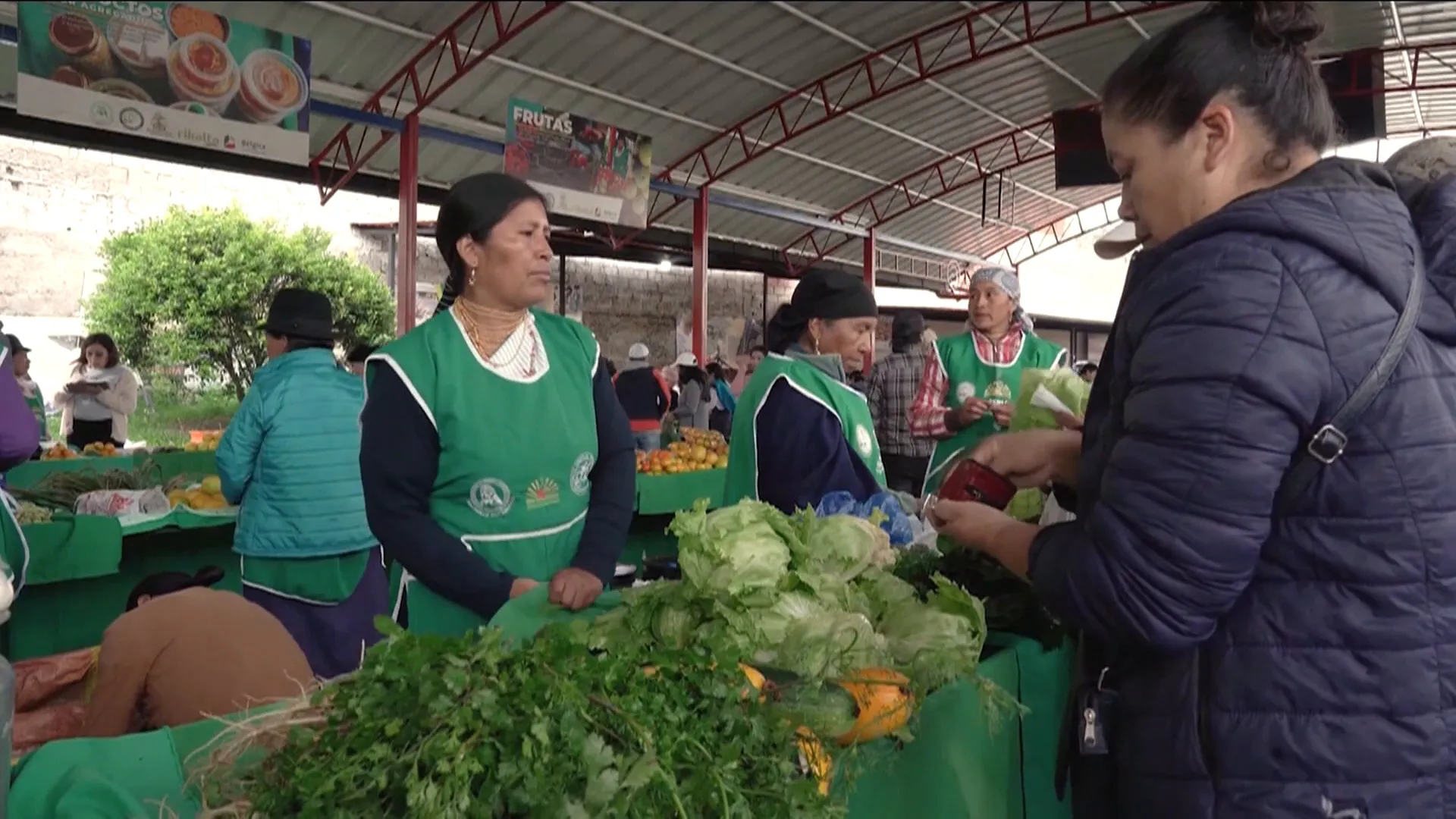 ارتفاع اسعار الغذاء عالميا مع تصاعد التوترات في مضيق هرمز