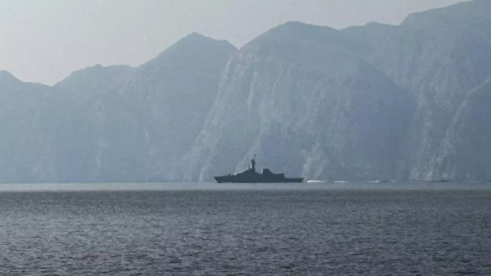 ترامب واسرائيل يضغطان على ايران بشأن هرمز وطهران تتوعد