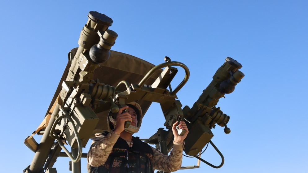 الاردن يعترض صواريخ ومسيرات استهدفت اراضيه