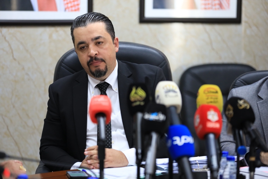 لجنة العمل النيابية تتابع اجتماعاتها المغلقة