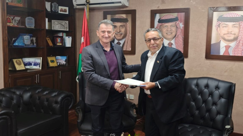 منحة امريكية لدعم مشروع الناقل الوطني في وزارة المياه