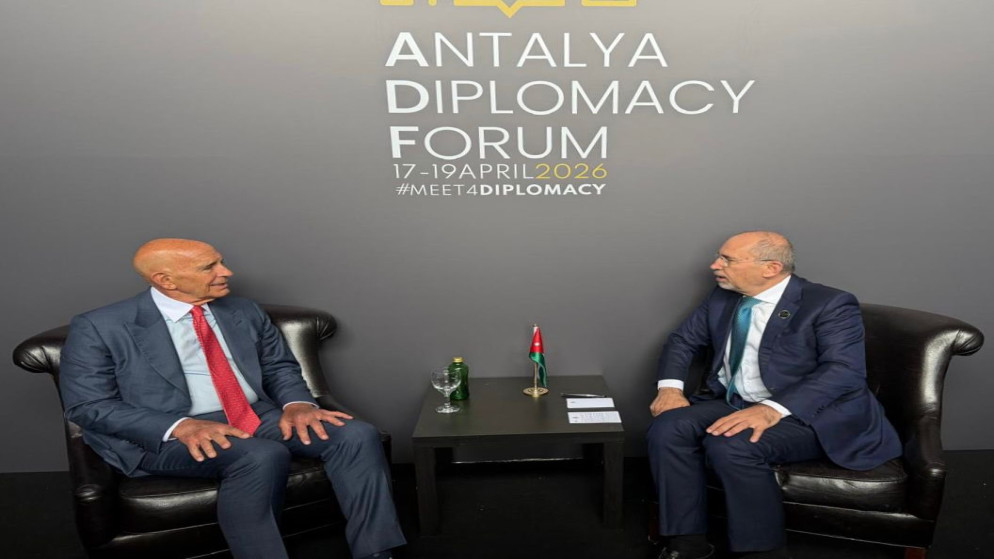 الصفدي يبحث الملف السوري مع مبعوث امريكي في انطاليا