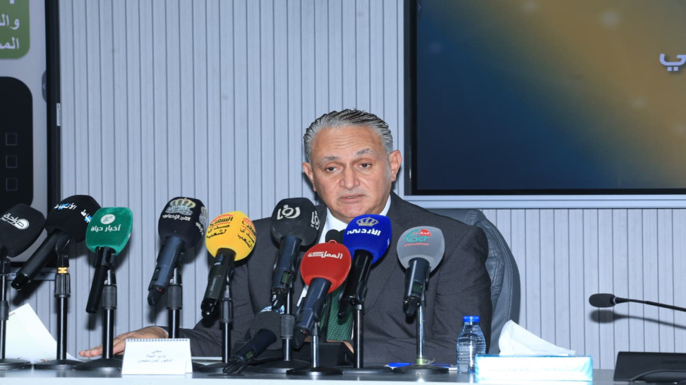 وزير البيئة: جولات تفتيش دورية للنظافة بمنطقة البحر الميت