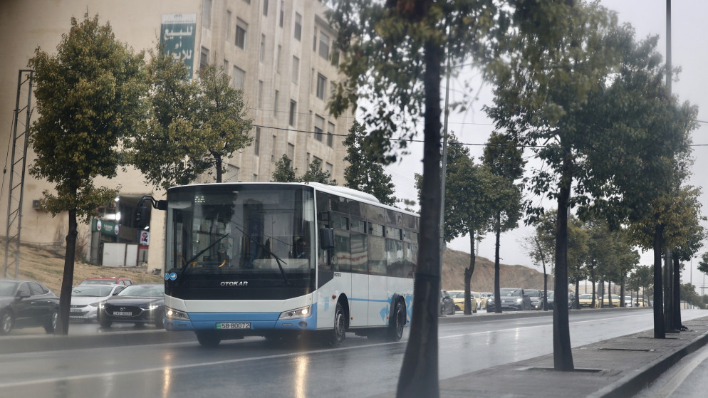 تطوير النقل العام بين المحافظات: خطة متقدمة لتحسين الخدمة