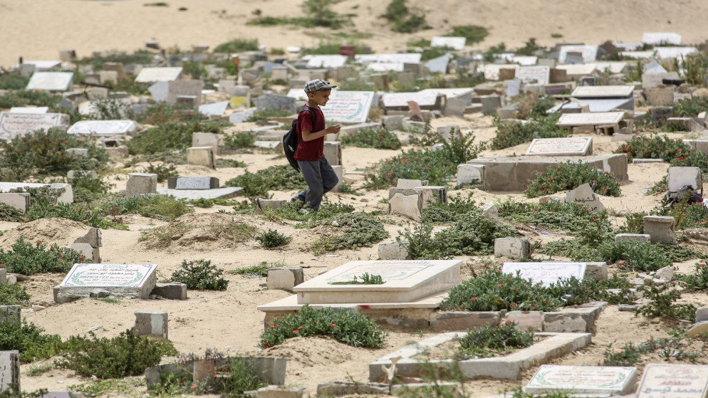 استشهاد 13 فلسطينيا فى غزة بقصف اسرائيلى