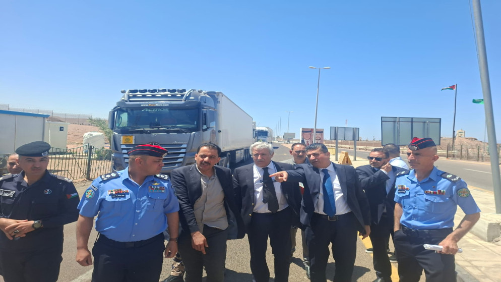 وزير النقل يوجه بتسريع العمل وازالة العثرات بساحة 4 الجمركية
